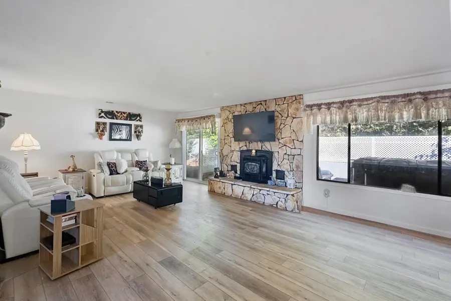 21083 Crystal Falls Drive, Sonora, CA 95370 - Image #2