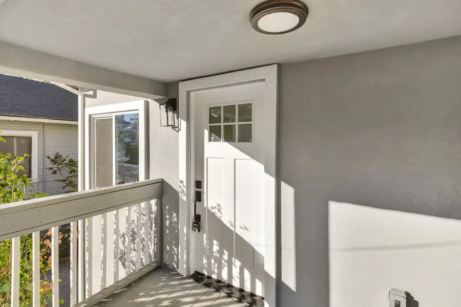 3989 Broadway, Sacramento, CA 95817 - #2