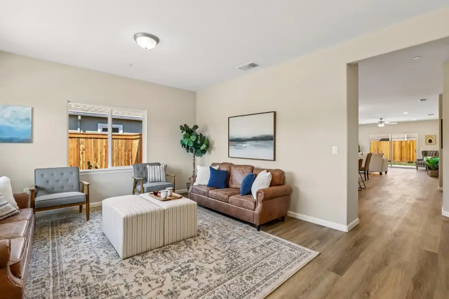 9121 Hensley Way, Elk Grove, CA 95758 - Image #3