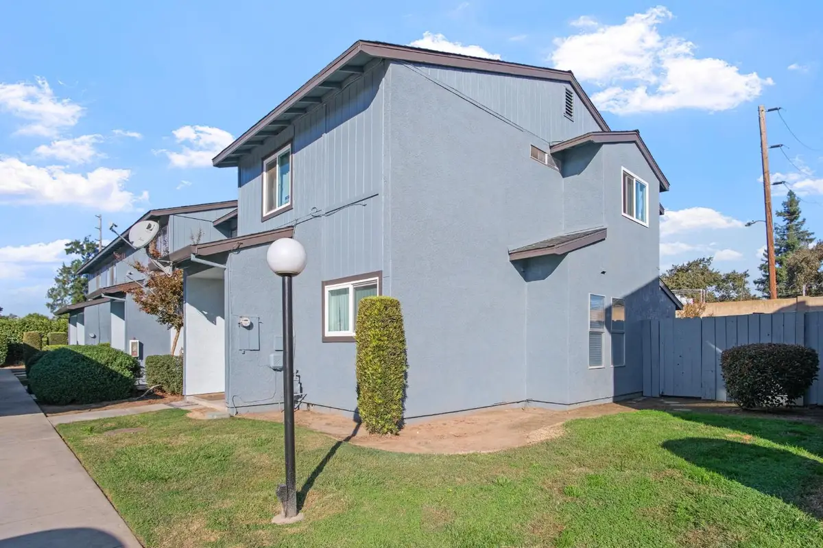 580 Pirinen Lane #E, Modesto, CA 95354 - Image #1