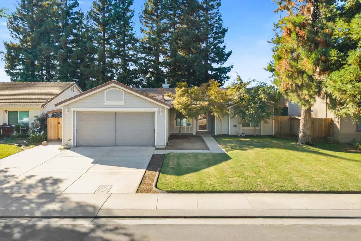 7011 Royal Links Drive, Riverbank, CA 95367 - Image #1