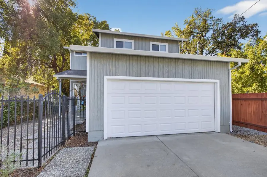 3890 7th Avenue, Sacramento, CA 95817 - Image #2