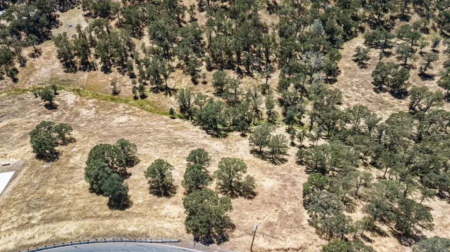 1375 Cheyenne Rd, Copperopolis, CA 95228 - Image #2