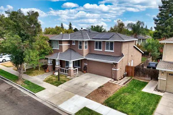 579 Almondcrest Street, Oakdale, CA 95361