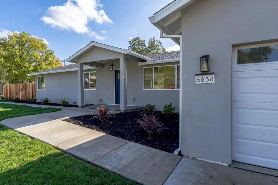 6838 Grant Avenue, Carmichael, CA 95608 - Image #2