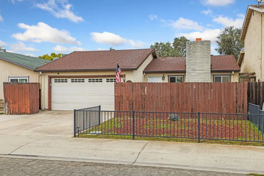 2132 Newbury Circle, Lodi, CA 95240 - Image #3