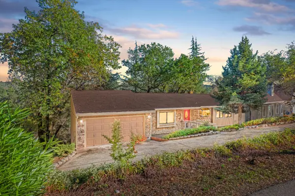 18330 Hummingbird Drive, Penn Valley, CA 95946