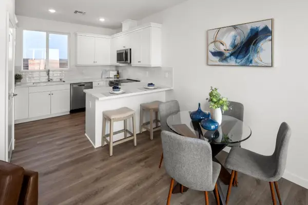 6441 Ventris Walk, Sacramento, CA 95823