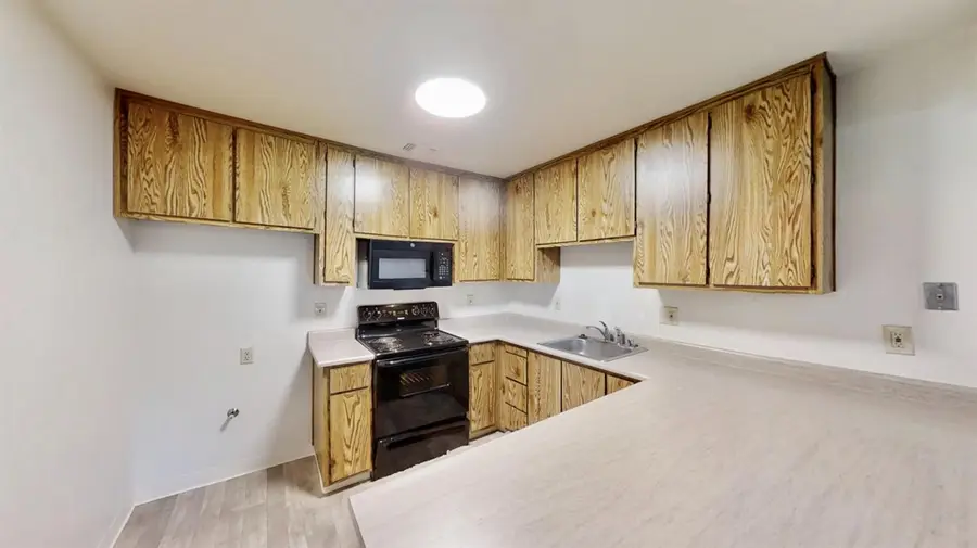 2 Topam Court, Sacramento, CA 95833 - Image #2