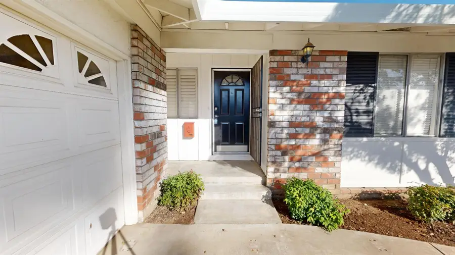 1381 Peach Tree Lane, Yuba City, CA 95993 - Image #3