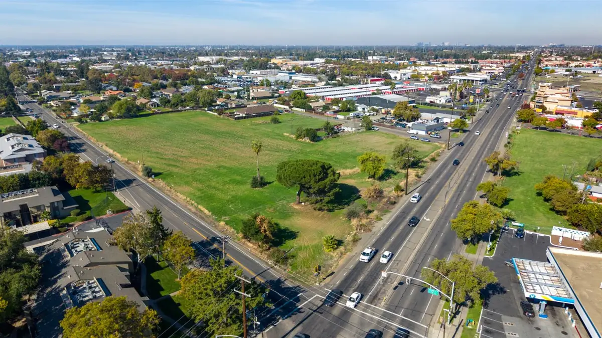7270 Stockton Boulevard, Sacramento, CA 95823 - Image #1