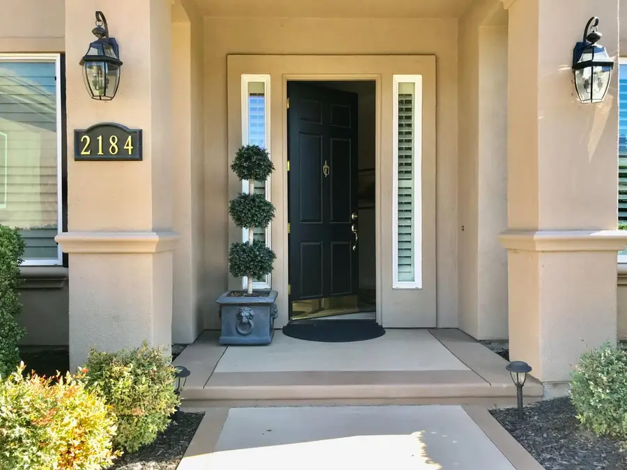 2184 Heritage Drive, Roseville, CA 95678 - Image #3