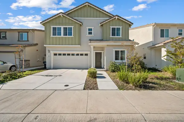 8842 Cohasset Way, Elk Grove, CA 95758