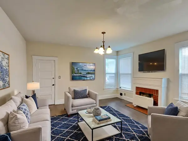 1729 4th Avenue, Oakland, CA 94606