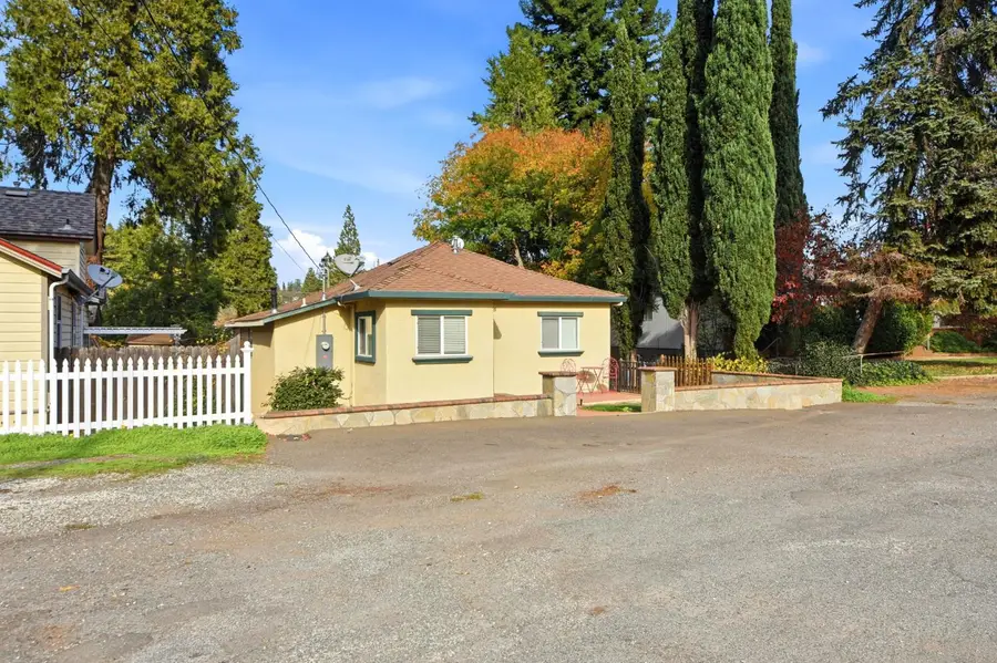 49 W Oak, Colfax, CA 95713 - Image #2