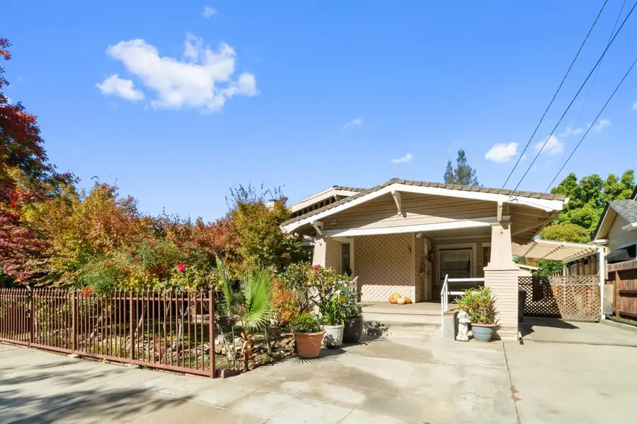 1037 W Magnolia Street, Stockton, CA 95203 - Image #3