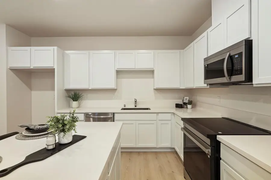 2042 Odin Walk, Sacramento, CA 95835 - Image #3