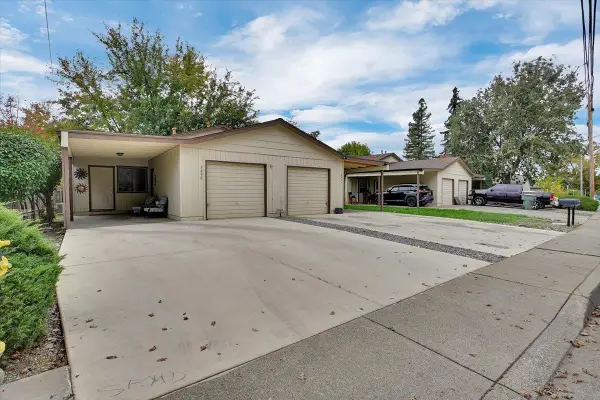 9490 Larkin Road, Live Oak, CA 95953