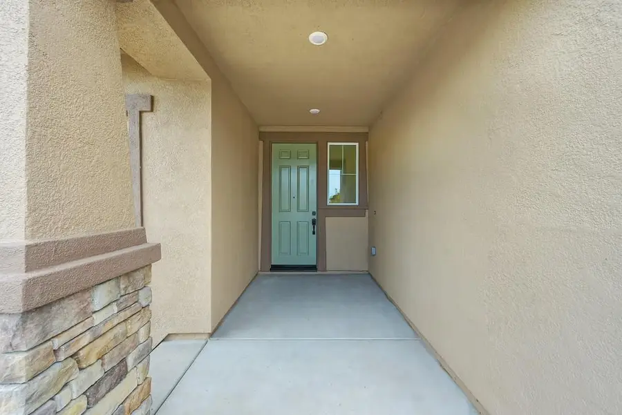 3748 Oyster Point Way, Sacramento, CA 95835 - Image #2