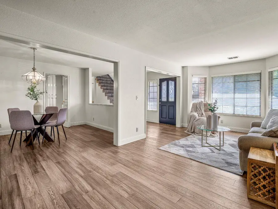 7509 Wynndel Way, Elk Grove, CA 95758 - Image #2