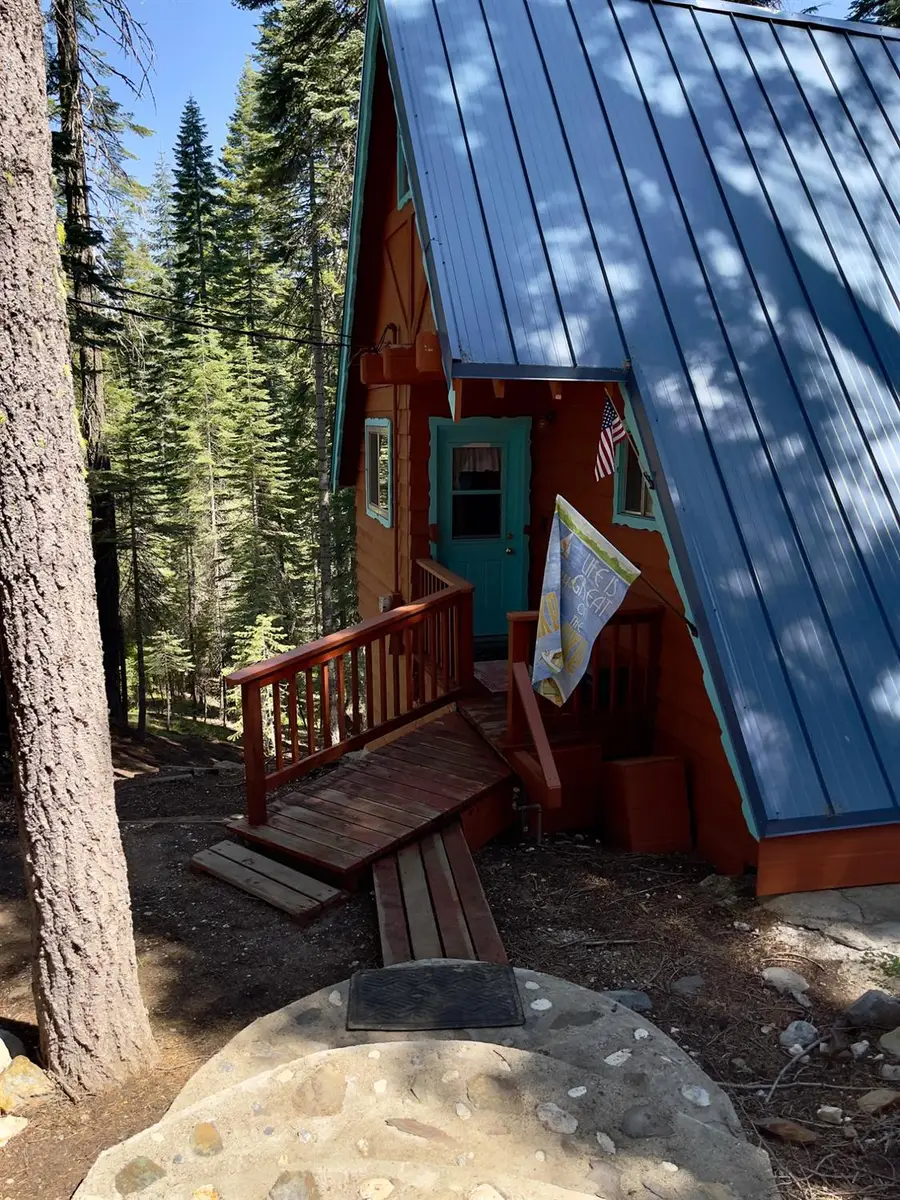 1743 Fiddleneck Road, Little Grass Valley, CA 95981 - Image #2