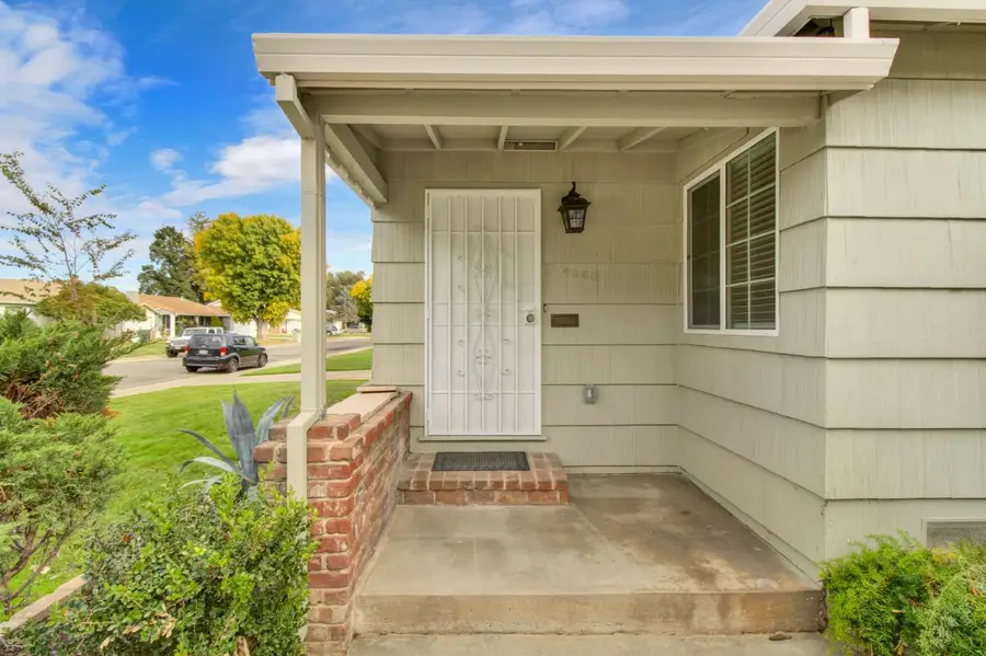4200 42nd Avenue, Sacramento, CA 95824 - #3