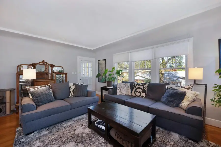 2324 4th Avenue, Sacramento, CA 95818 - Image #2