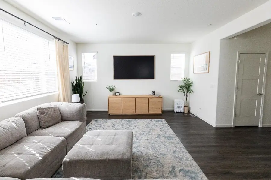 3382 Auburn Leaf Loop, Folsom, CA 95630 - Image #3