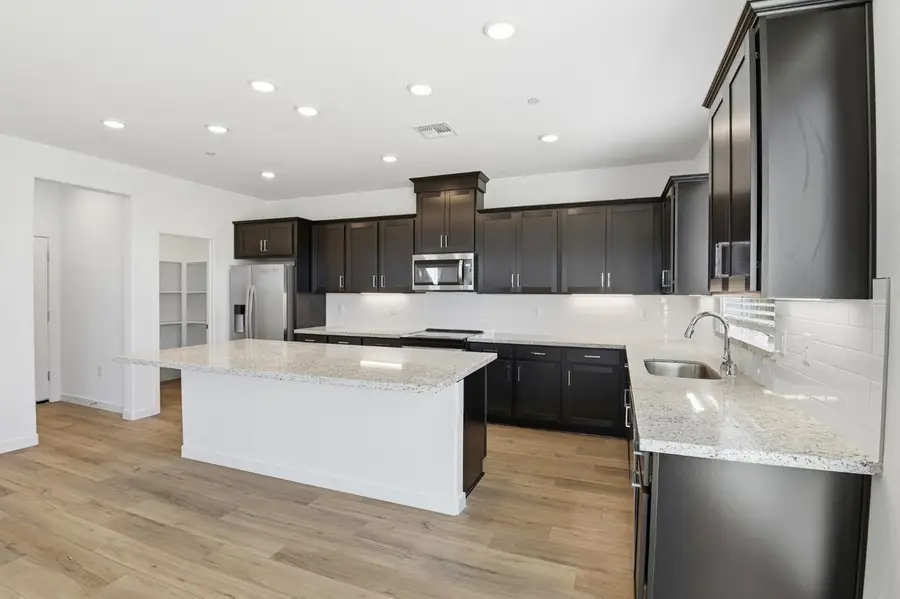 366 W Lancia Street, Mountain House, CA 95391 - Image #2