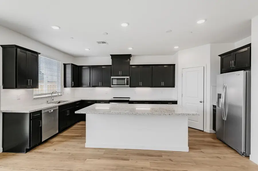 358 W Lancia Street, Mountain House, CA 95391 - Image #2