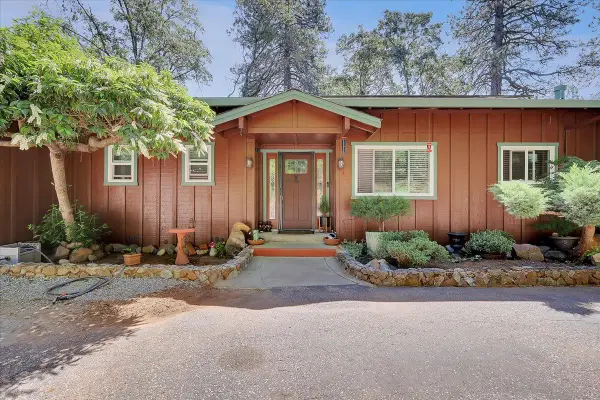12015 Alta Sierra Drive, Grass Valley, CA 95949