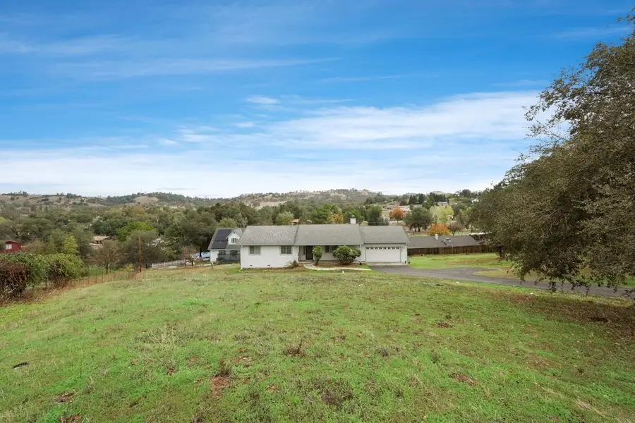 2212 Clair Court, Valley Springs, CA 95252 - Image #2