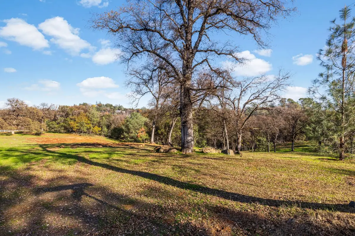 23003 Darkhorse Drive, Auburn, CA 95602 - Image #1