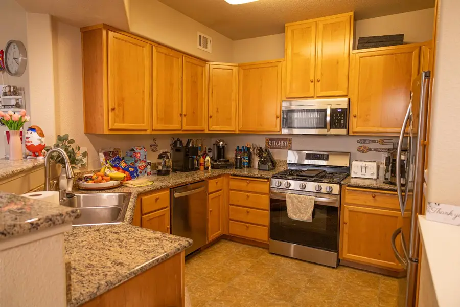 1400 Moon Circle #1415, Folsom, CA 95630 - Image #3