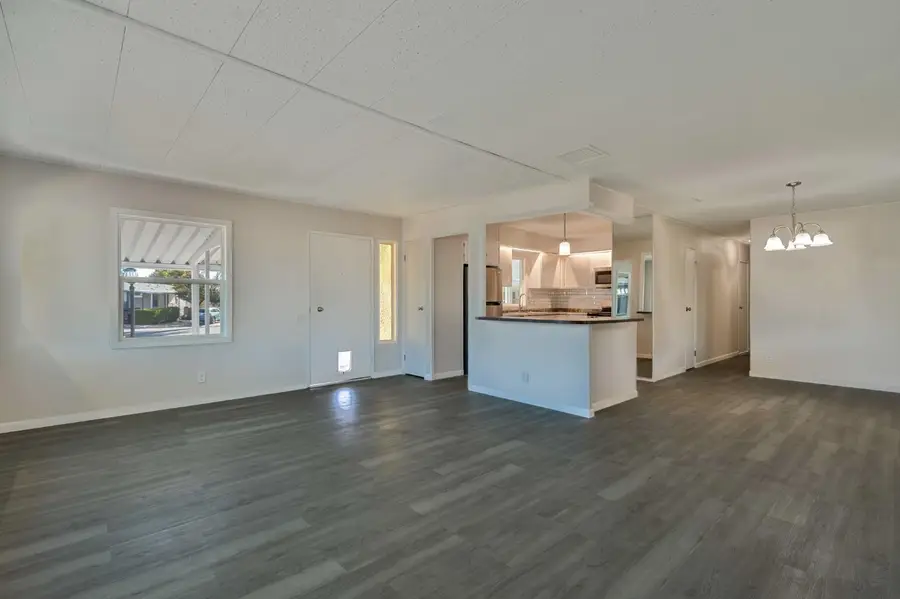 311 Sunny Hills Drive, Rancho Cordova, CA 95670 - Image #2