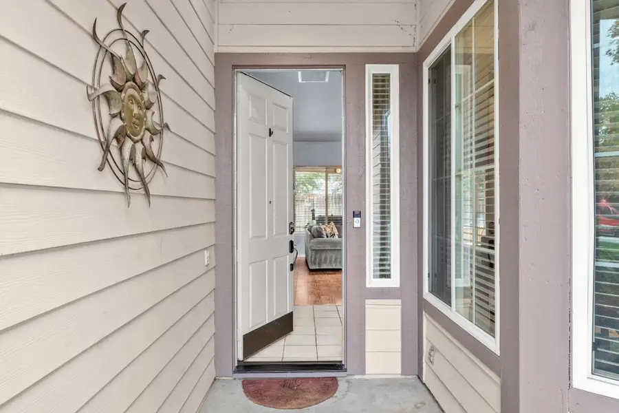 870 Dunbar Court, Lincoln, CA 95648 - Image #3