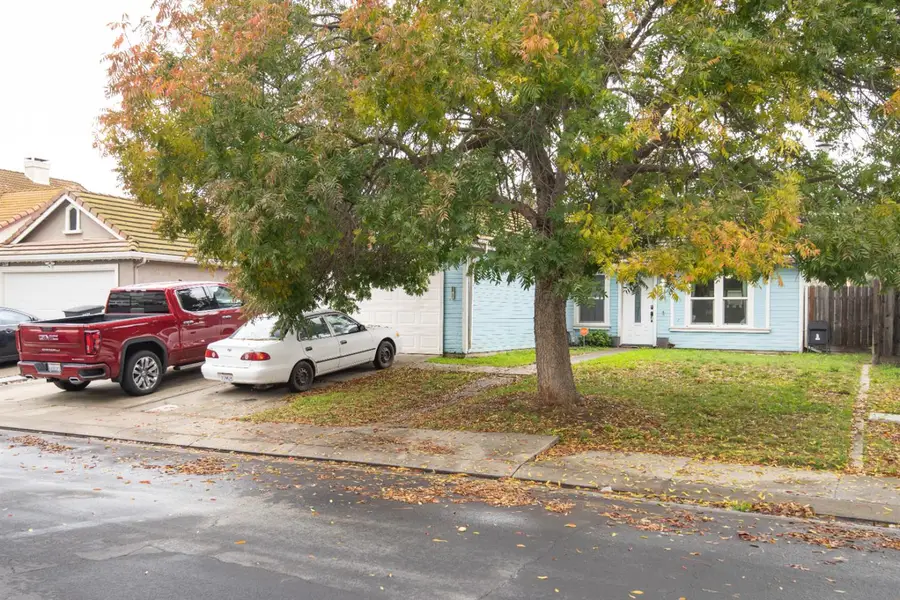 405 Melbourne Drive, Modesto, CA 95357 - Image #2