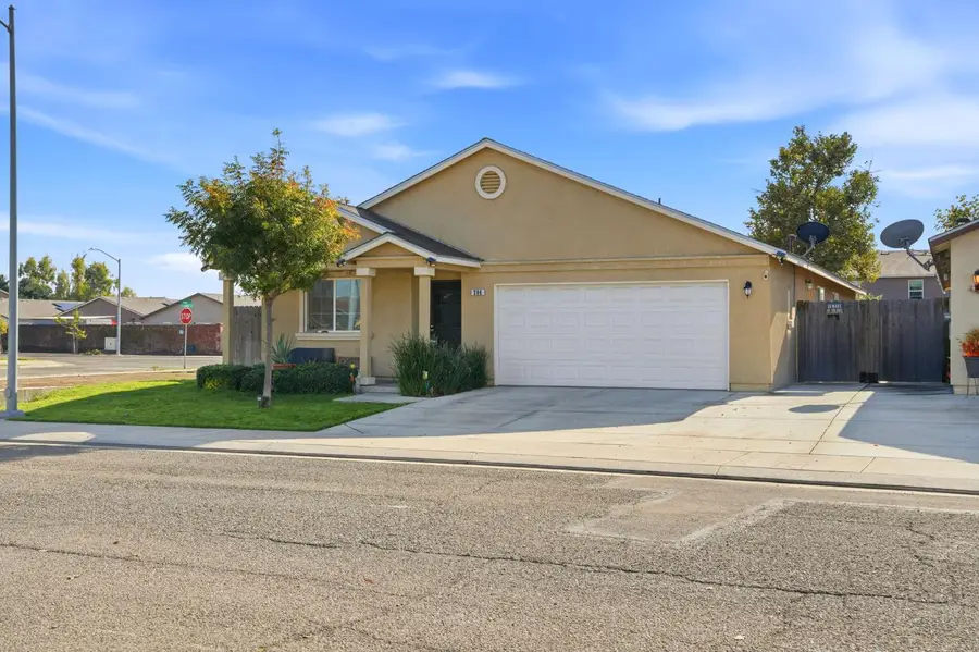 296 Dena Court, Merced, CA 95341 - Image #2