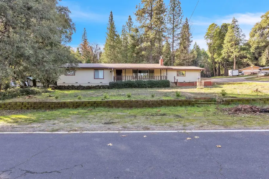 23568 Robin Road, Pioneer, CA 95666 - Image #2