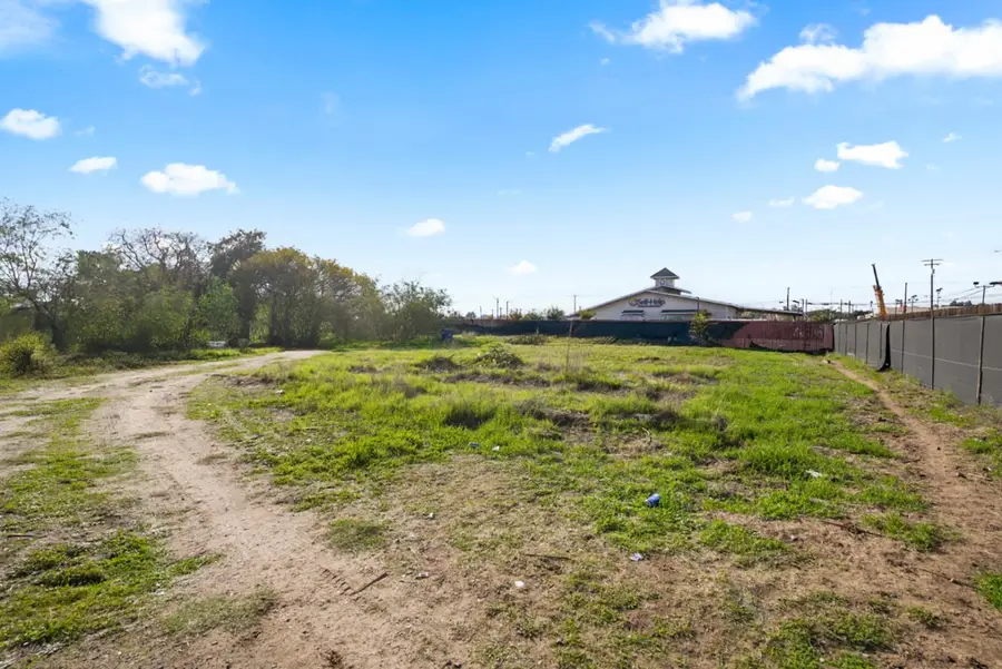 132 Pecos Avenue, Modesto, CA 95351 - Image #2