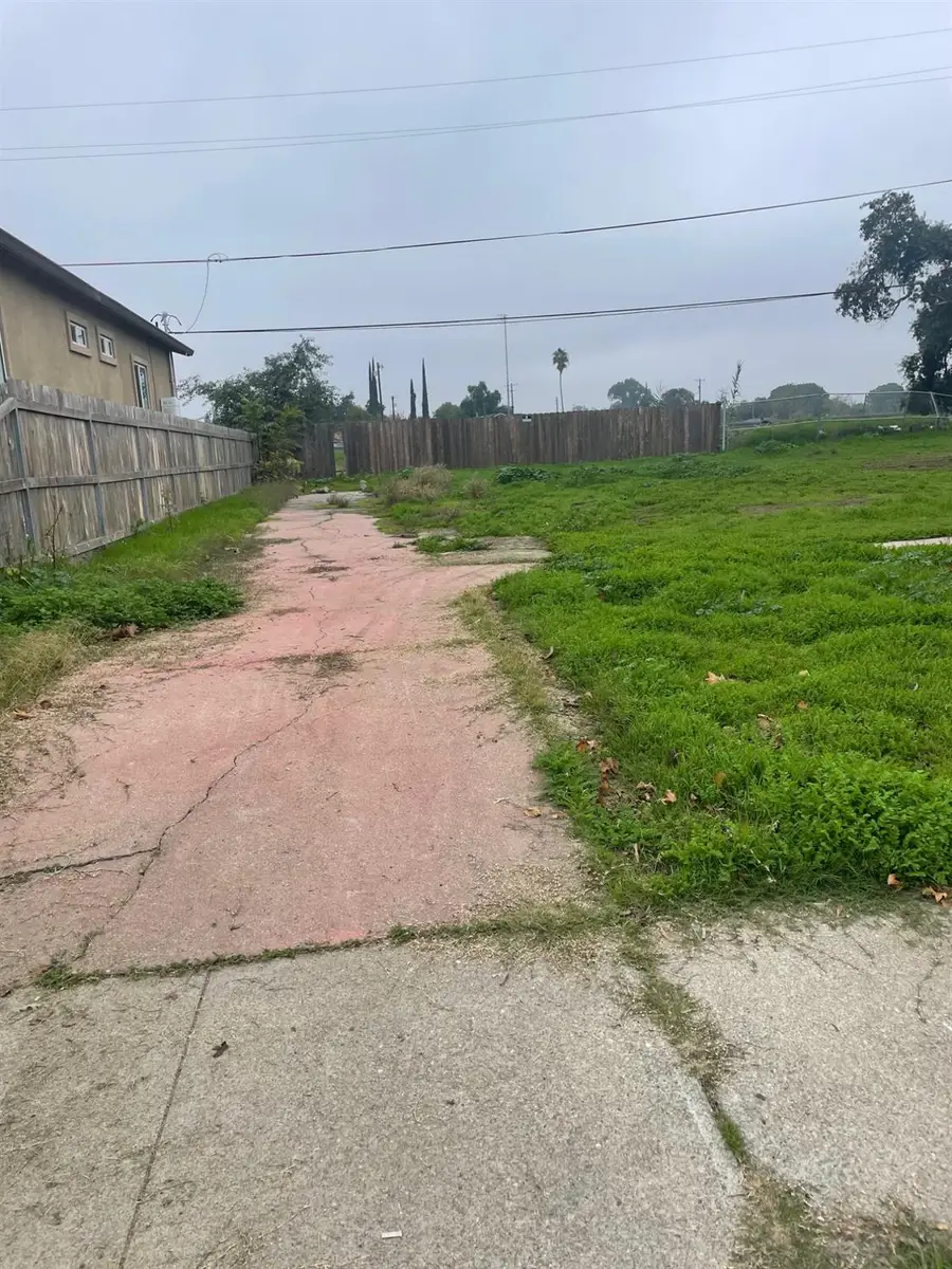 1765 N Stanford Avenue, Stockton, CA 95205 - Image #2