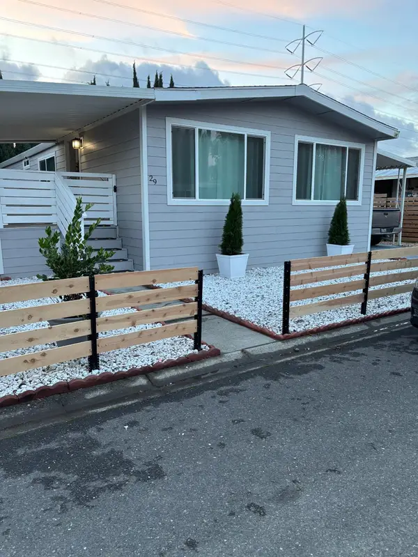 29 Bentley Avenue, Sacramento, CA 95823