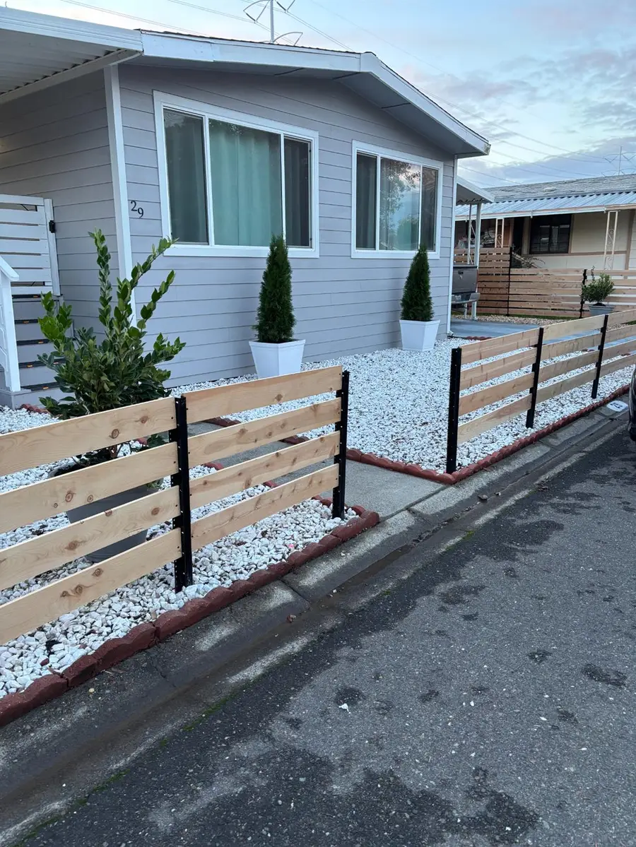 29 Bentley Avenue, Sacramento, CA 95823 - Image #2