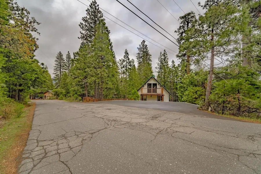 29696 Lassen Drive, Long Barn, CA 95335 - Image #2