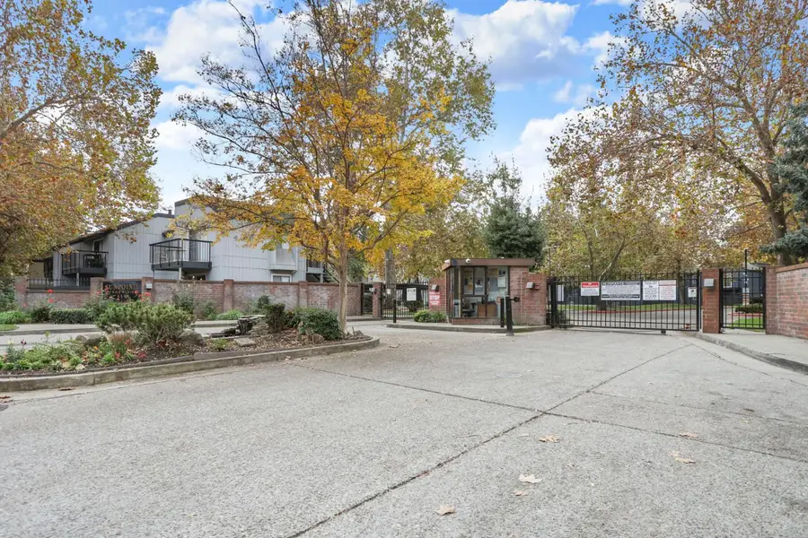 3591 Quail Lakes Drive #23, Stockton, CA 95207 - Image #2