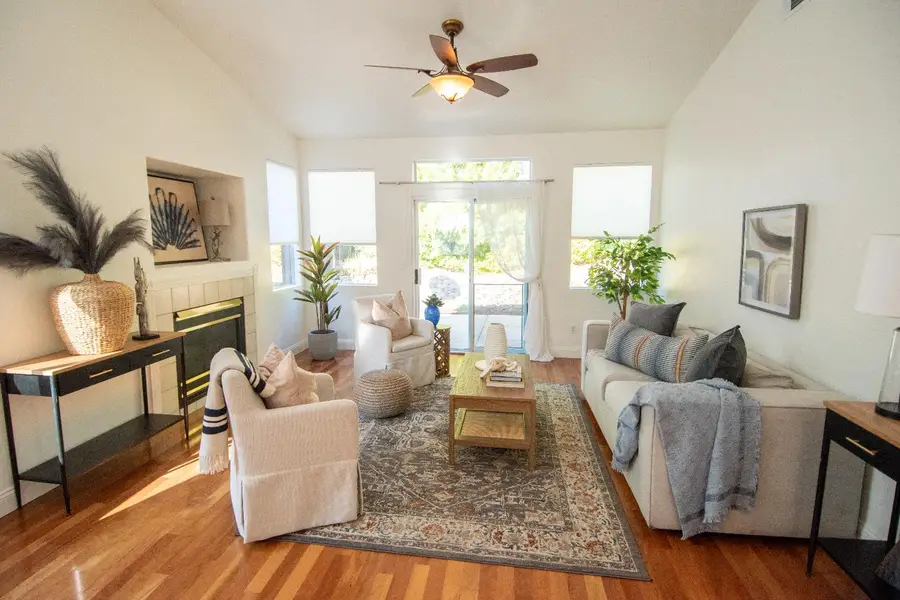 105 Whiting Way, Folsom, CA 95630 - Image #2