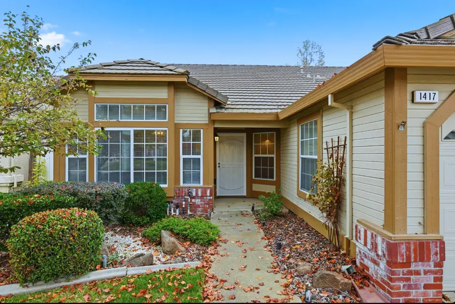 1417 Calle Las Casas, Roseville, CA 95747 - Image #3