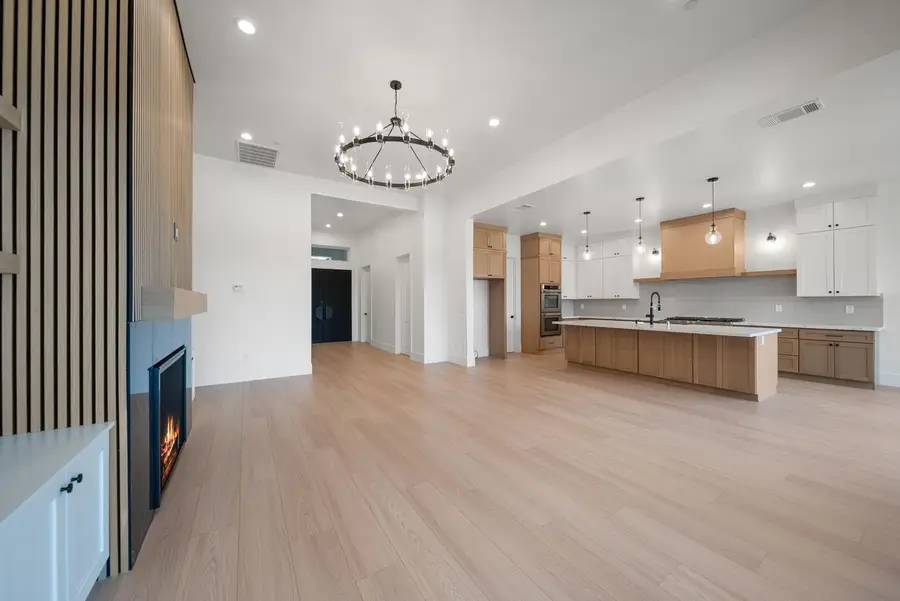 420 Miles Court, Auburn, CA 95603 - Image #2