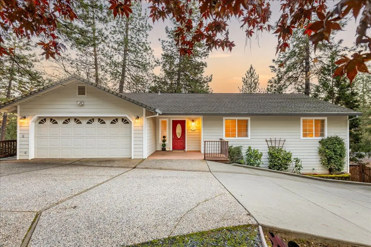 17117 Lawrence Way, Grass Valley, CA 95949 - Image #1
