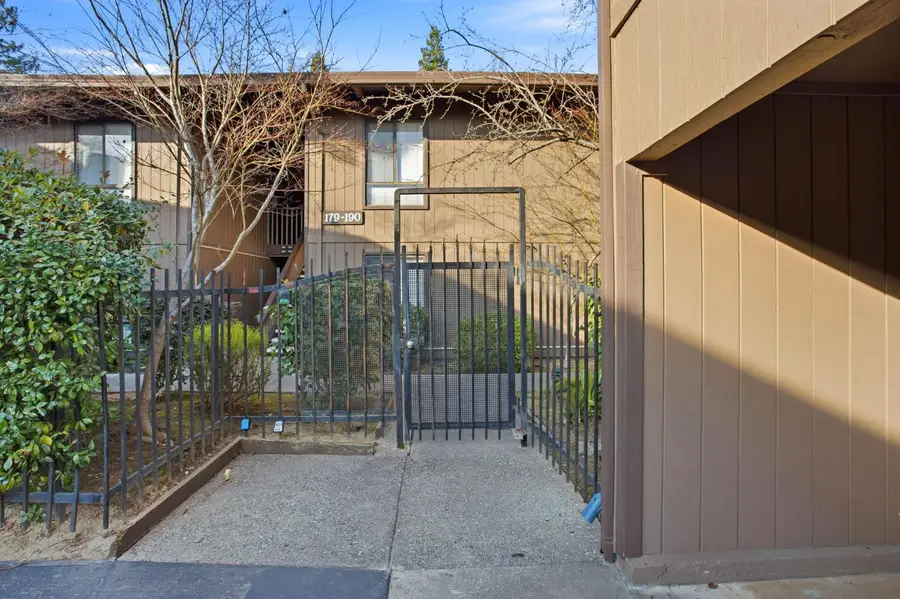 2482 Larkspur Lane #181, Sacramento, CA 95825 - Image #2